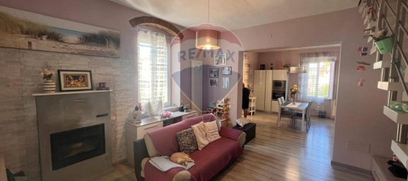 4 rooms House in Rosignano Marittimo, Italy No. 19135 2