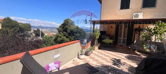 4 rooms House in Rosignano Marittimo, Italy No. 19135 11