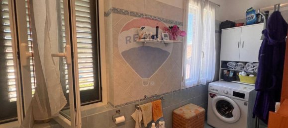 4 rooms House in Rosignano Marittimo, Italy No. 19135 28