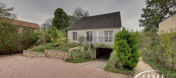 Casa de 2 dormitorios en Evry, France No. 172411 10