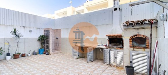 Villa de 4 dormitorios en Monte Gordo, Portugal No. 114260 21