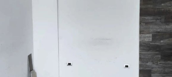 Gewerbliche Immobilie in Brindisi, Italy 93m², Nr. 381336 4