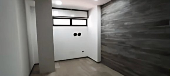 Gewerbliche Immobilie in Brindisi, Italy 93m², Nr. 381336 7