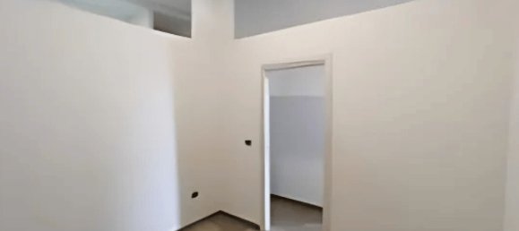 Gewerbliche Immobilie in Brindisi, Italy 93m², Nr. 381336 8