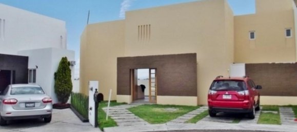 3 bedrooms House in Queretaro, Mexico No. 185738 2