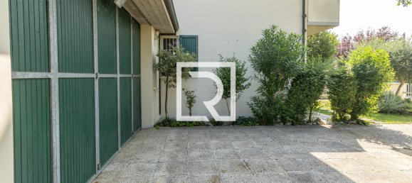 3 Schlafzimmer Villa in Cesena, Italy, Nr. 118434 4