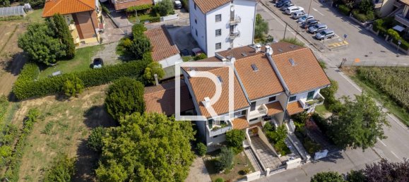 3 Schlafzimmer Villa in Cesena, Italy, Nr. 118434 6