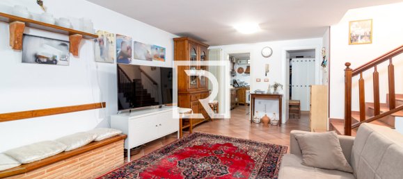 3 Schlafzimmer Villa in Cesena, Italy, Nr. 118434 35