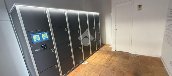 1 room Commercial property in Rome, Italy No. 204850 8