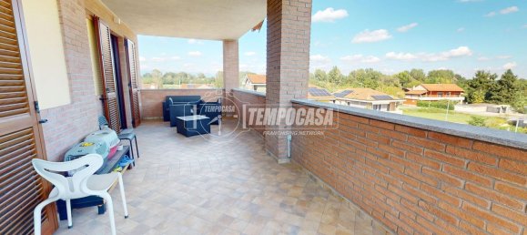 4 bedrooms Duplex in Brandizzo, Italy No. 340457 8