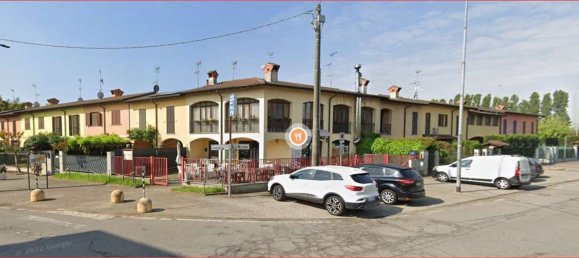 6 rooms House in Roncaro, Italy No. 286226 8