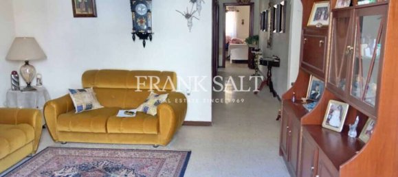 2 Schlafzimmer Maisonette-Wohnung in Zebbug, Malta, Nr. 270 3