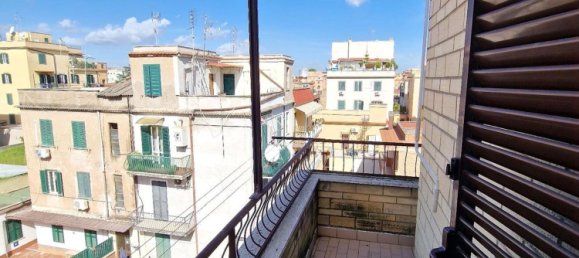Apartamento de 3 divisões em Rome, Italy N.º 20660 46