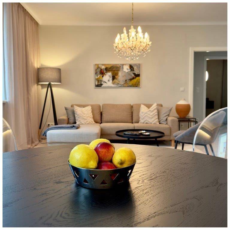 2-salle Appartement à Wieden, Austria No. 9064