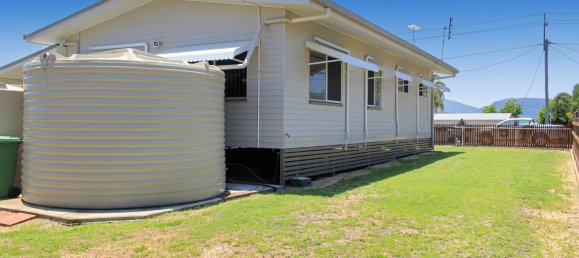 3 bedrooms House in Nome, Australia No. 860 15