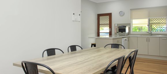 3 bedrooms House in Nome, Australia No. 860 4