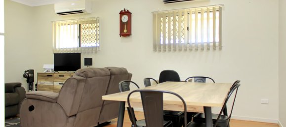 3 bedrooms House in Nome, Australia No. 860 5