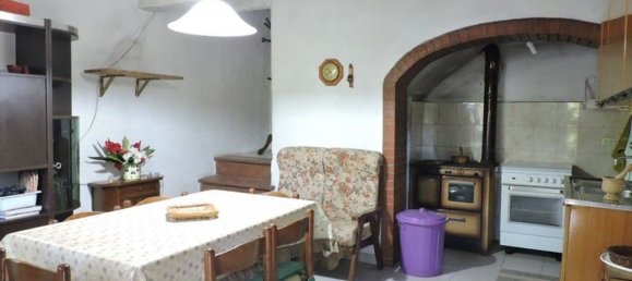6 rooms House in Pomarance, Italy No. 158788 10