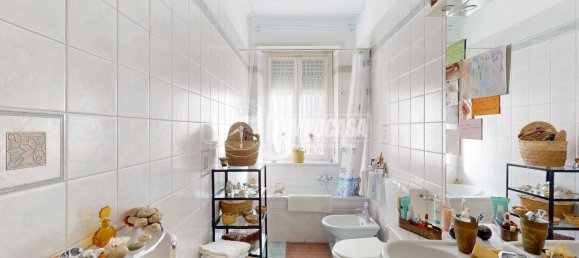 1 bedroom Apartment in Turin, Italy No. 372849 11