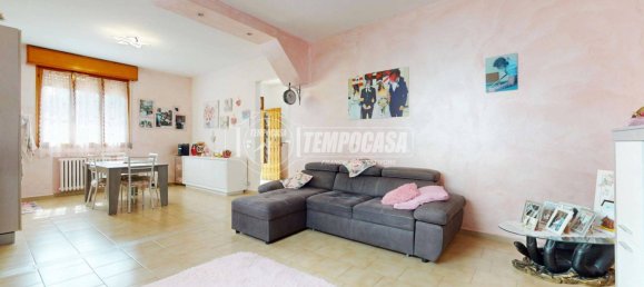 Дом с 3 спальнями в Карпи, Италия № 374739 2