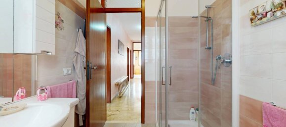 Дом с 3 спальнями в Карпи, Италия № 374739 19