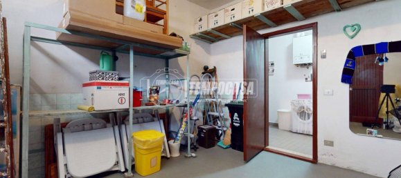 Дом с 3 спальнями в Карпи, Италия № 374739 23