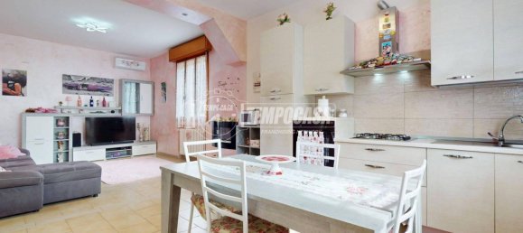 Дом с 3 спальнями в Карпи, Италия № 374739 4