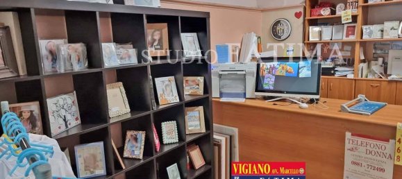 2 rooms Commercial property in Foggia, Italy No. 329979 7