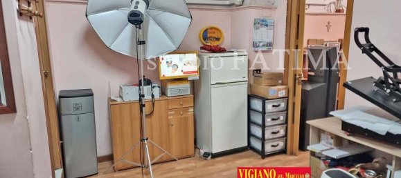 2 rooms Commercial property in Foggia, Italy No. 329979 9