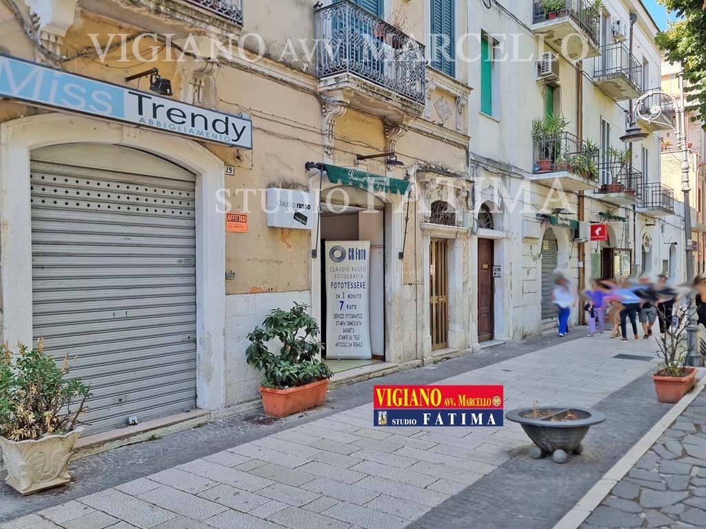 2 rooms Commercial property in Foggia, Italy No. 329979
