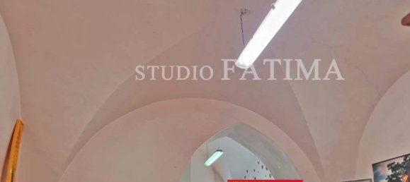 2 rooms Commercial property in Foggia, Italy No. 329979 12