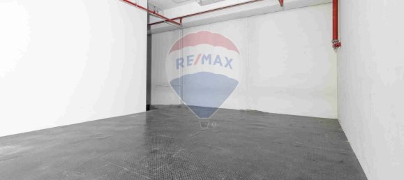 Propriété commerciale à Tradate, Italy 450m² No. 235091 21