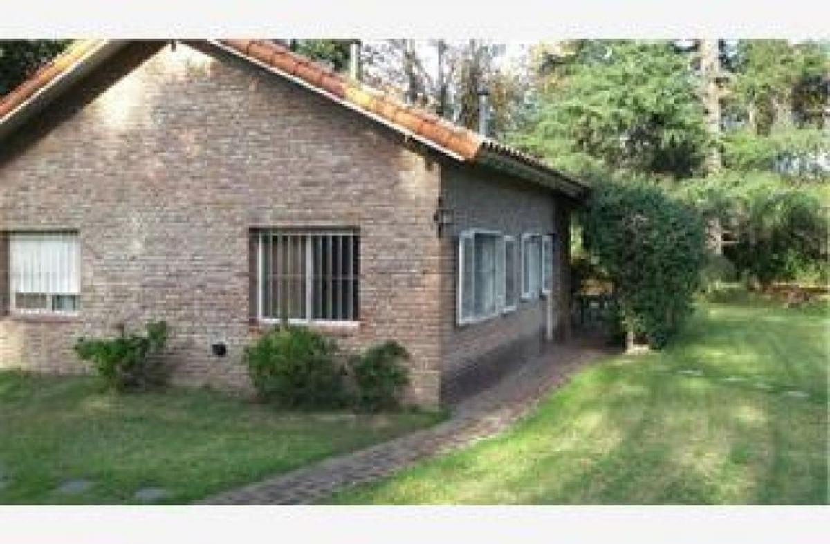 Granja en Malvinas Argentinas, Argentina 115 m² No. 45809