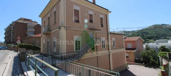 5 bedrooms Villa in Alba Adriatica, Italy No. 87023 4