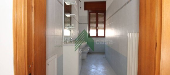 5 bedrooms Villa in Alba Adriatica, Italy No. 87023 17