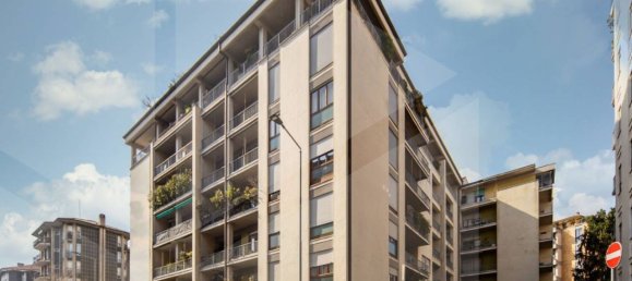 3-salle Appartement à Bergamo, Italy No. 33593 39