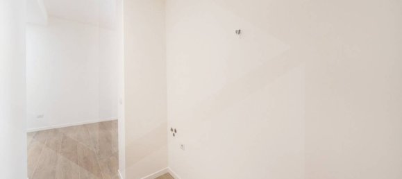 3-salle Appartement à Bergamo, Italy No. 33593 12