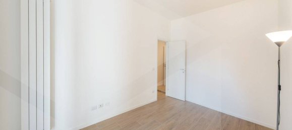 3-salle Appartement à Bergamo, Italy No. 33593 20