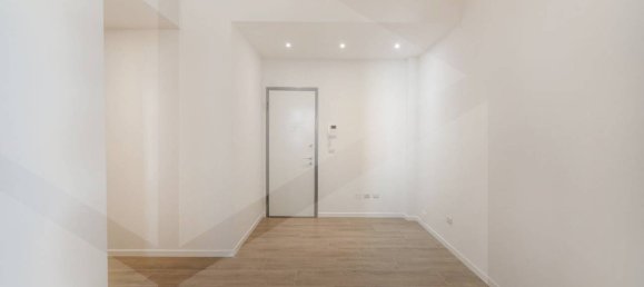 3-salle Appartement à Bergamo, Italy No. 33593 6