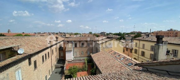 4 bedrooms Apartment in Parma, Italy No. 172686 22
