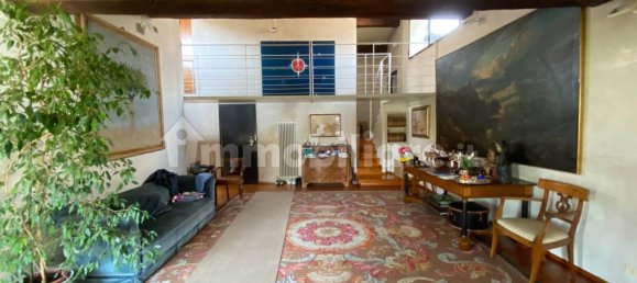 4 bedrooms Apartment in Parma, Italy No. 172686 2