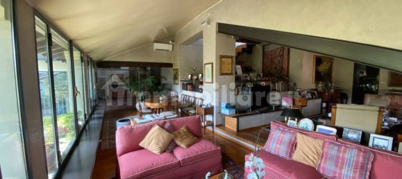 4 bedrooms Apartment in Parma, Italy No. 172686 7