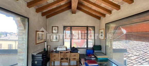 4 bedrooms Apartment in Parma, Italy No. 172686 10