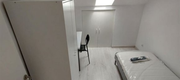 9 bedrooms House in Lisbon, Portugal No. 135055 26