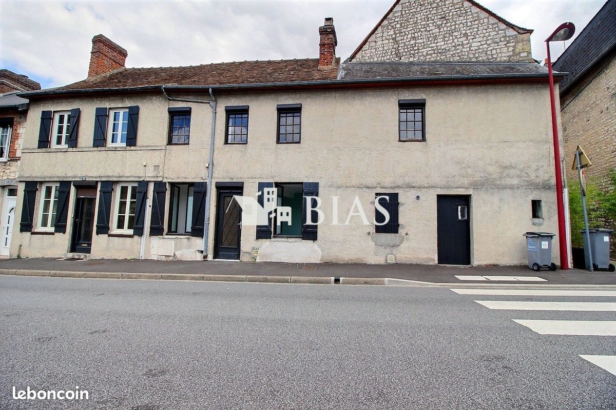 1 Schlafzimmer Haus in Pont-de-l'Arche, France, Nr. 355971