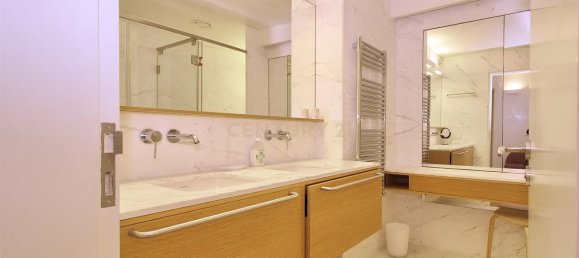 4 bedrooms Apartment in Lisbon, Portugal No. 131231 16