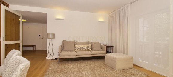 4 bedrooms Apartment in Lisbon, Portugal No. 131231 4