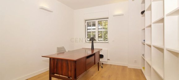 4 bedrooms Apartment in Lisbon, Portugal No. 131231 3