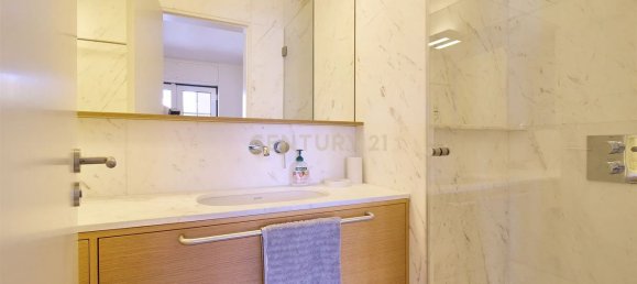 4 bedrooms Apartment in Lisbon, Portugal No. 131231 12