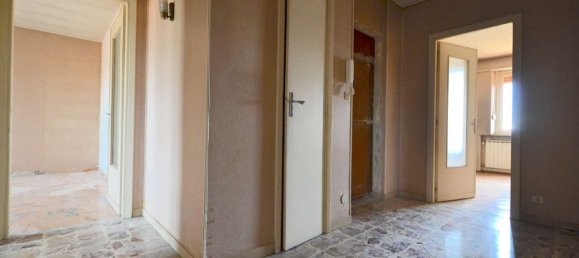 Apartamento de 4 divisões em Pianezza, Italy N.º 269190 2